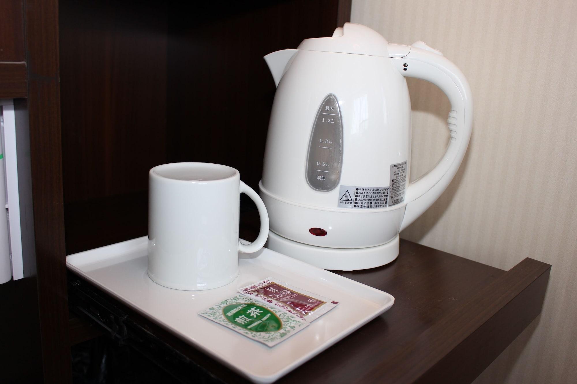 Toyoko Inn Naha Omoromachi Ekimae Экстерьер фото
