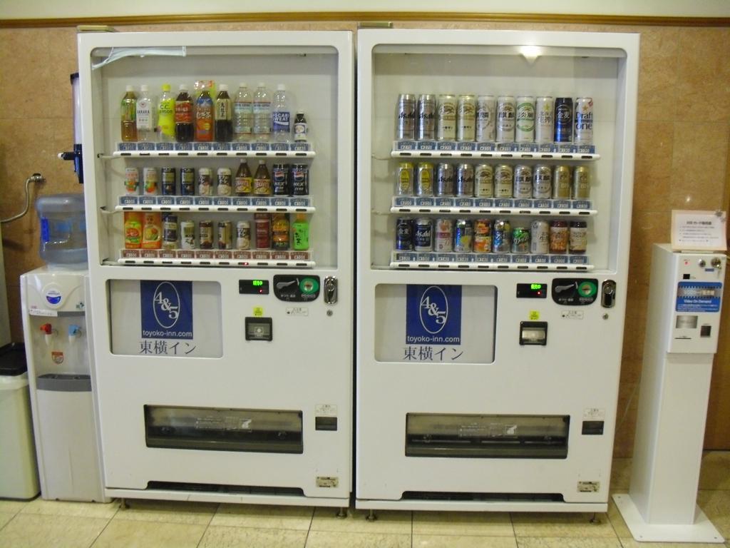 Toyoko Inn Naha Omoromachi Ekimae Экстерьер фото